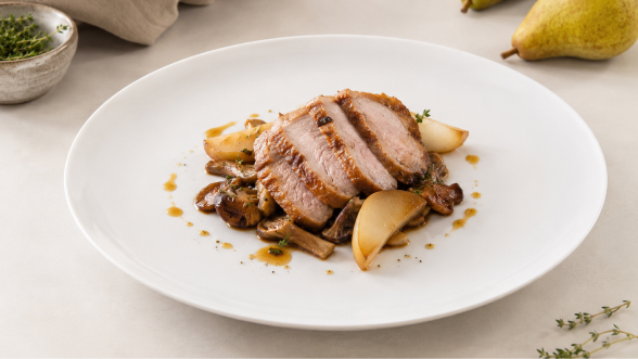 Secreto de cerdo con peras y boletus: receta fácil y sabrosa