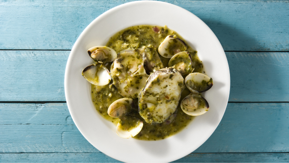 Chirlas con acelgas en salsa verde: receta fácil y llena de sabor