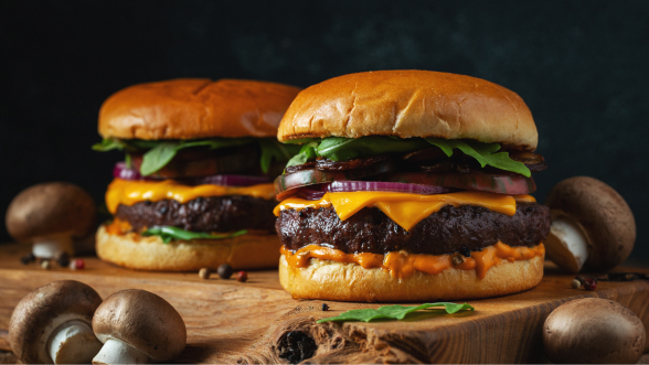 Hamburguesa con crema de ceps: receta jugosa y llena de sabor
