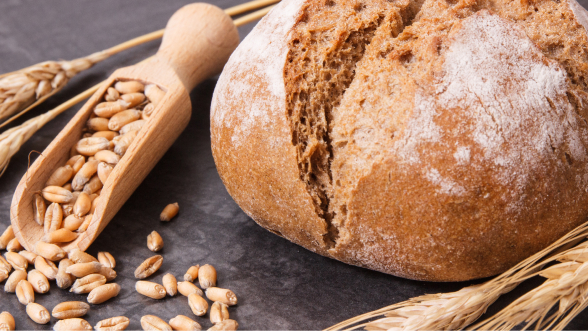 Pan integral de kamut: receta casera con biga para una miga sabrosa