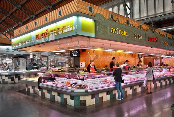 Parada de Avinova en el mercado La Boqueria