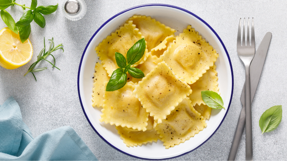 Raviolis: qué son, qué llevan y cómo cocinarlos bien